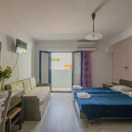 Ξενοδοχείο με διαμερίσματα Emilia