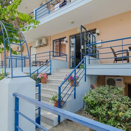 Emilia 2* Rethymno (Crete)