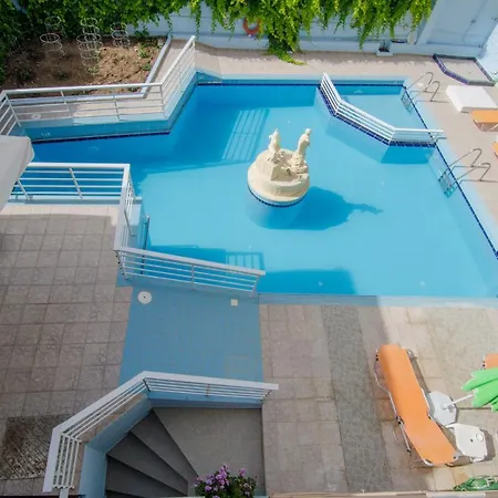 Emilia Aparthotel
